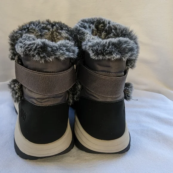 RIKA Women's Aubonne Gore Cold Weather Boots. - Picture 4 of 10